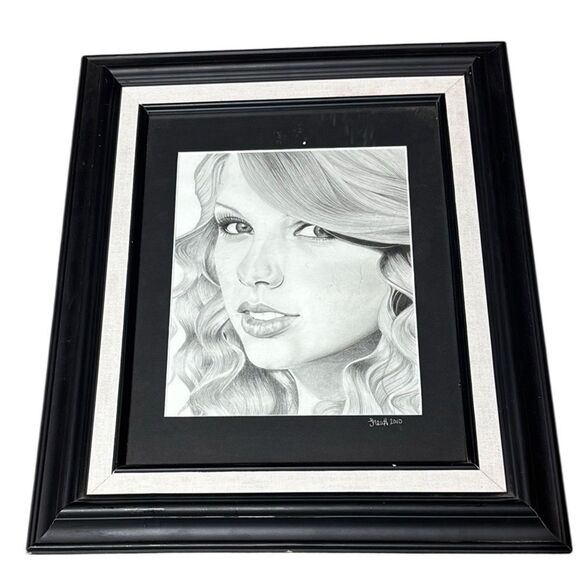 Taylor swift hand drawn pencil sketched framed art work swiftie - Picture 1 of 3